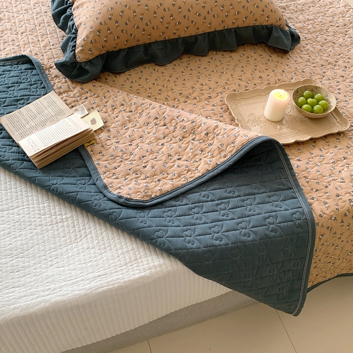 91家纺网 家纺一手货源 找家纺 星期八2023款水洗棉麻床盖+枕套+夏被 朱槿