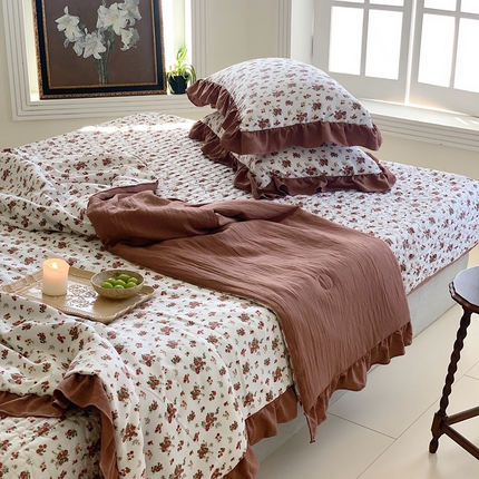 91家纺网 家纺一手货源 找家纺 星期八2023款水洗棉麻床盖+枕套+夏被 玫瑰花园