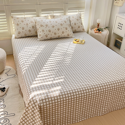 91家纺网 家纺一手货源 找家纺 （总）百寐 2023新款全棉13372纯棉碎花小清新卡通床单
