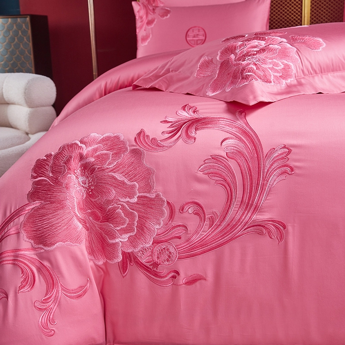 91家纺网 家纺一手货源 找家纺 （总）高大尚 23新款长绒棉奢华婚庆多件套系列-甜甜蜜蜜（粉）