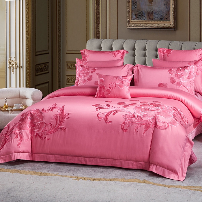 91家纺网 家纺一手货源 找家纺 高大尚 2023新款长绒棉奢华婚庆多件套系列-甜甜蜜蜜（粉） 床盖款六件套