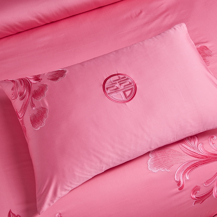 91家纺网 家纺一手货源 找家纺 高大尚 2023新款长绒棉奢华婚庆多件套系列-甜甜蜜蜜（粉） 床盖款六件套