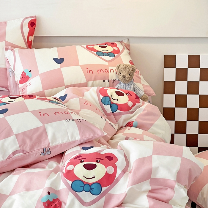 91家纺网 家纺一手货源 找家纺 西引力 2023新款全棉AB版童趣印花套件系列单品床单床笠 害羞熊