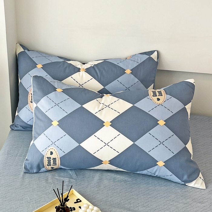 91家纺网 家纺一手货源 找家纺 西引力 2023新款全棉AB版童趣印花套件系列单品床单床笠 英伦蓝