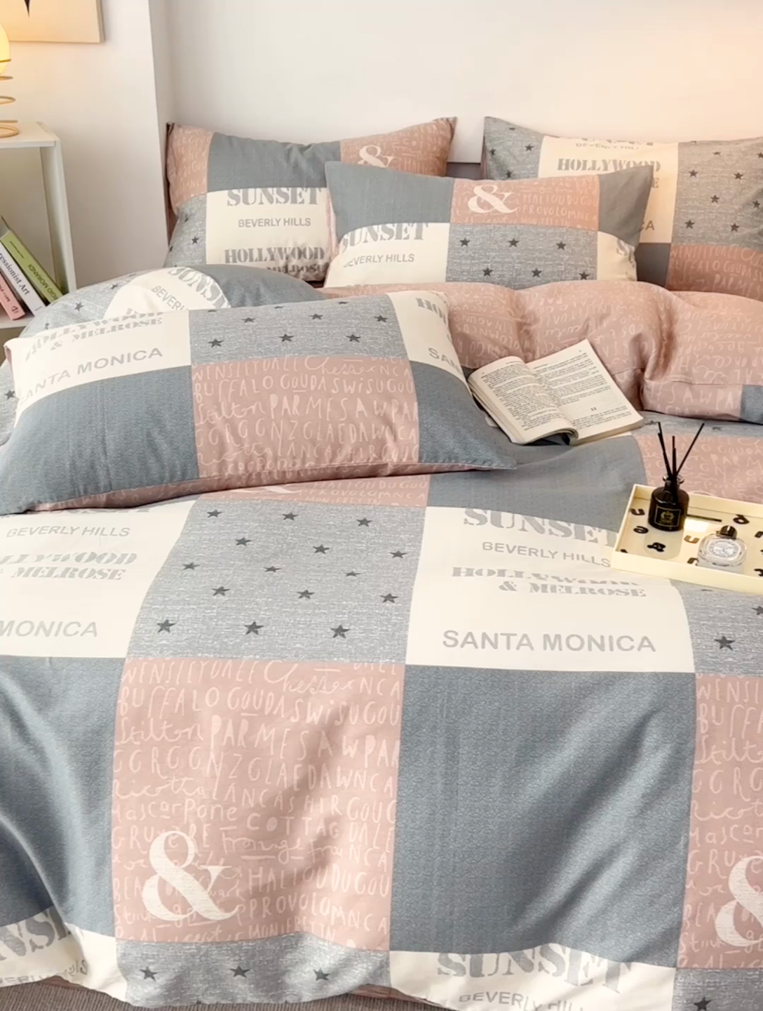 91家纺网 家纺一手货源 找家纺 西引力新款全棉AB版童趣印花套件系列四件套  英伦字母