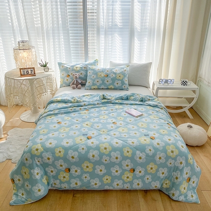 91家纺网 家纺一手货源 找家纺 总 鹏程 2023新款A类凉感丝牛奶丝夏凉被柔感针织棉夏被