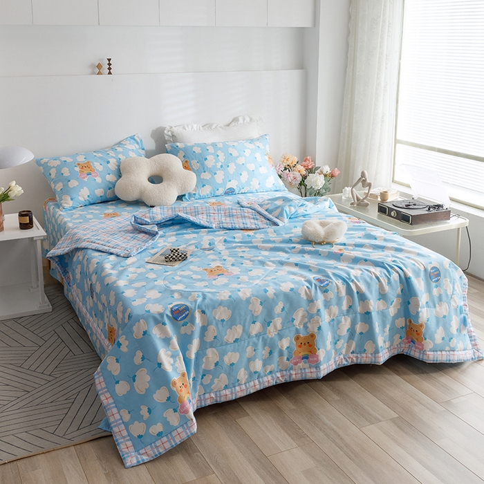 91家纺网 家纺一手货源 找家纺 莱宁被业 2023新款13070纯棉夏凉被全棉夏被四件套 彩虹云朵