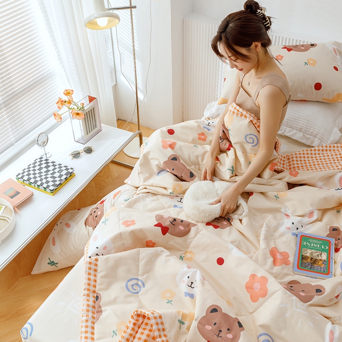 91家纺网 家纺一手货源 找家纺 莱宁被业 2023新款13070纯棉夏凉被全棉夏被四件套 贩卖蜜糖