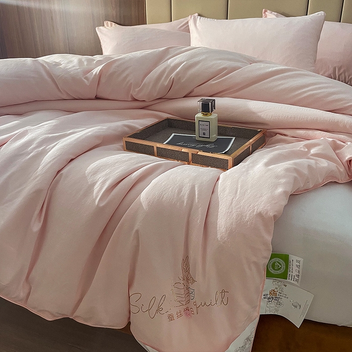 91家纺网 家纺一手货源 找家纺 蓝庭2023新款提花抗菌被子被芯夏被空调被春秋被冬被 粉色