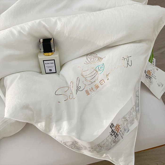 91家纺网 家纺一手货源 找家纺 蓝庭2023新款提花抗菌被子被芯夏被空调被春秋被冬被 白色