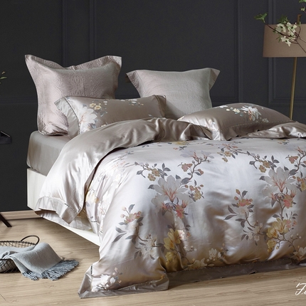 91家纺网 家纺一手货源 找家纺 2025新款色织大提花全真丝桑蚕丝四件套