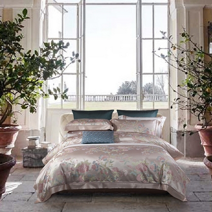 91家纺网 家纺一手货源 找家纺 2025新款色织大提花全真丝桑蚕丝四件套