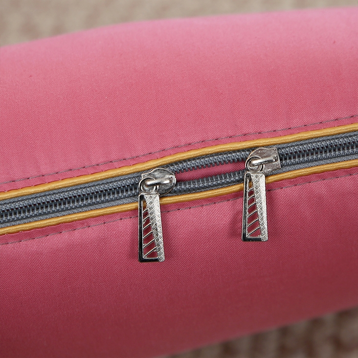 91家纺网 家纺一手货源 找家纺 照世 2023新款 全棉简约系列抱枕被 粉色