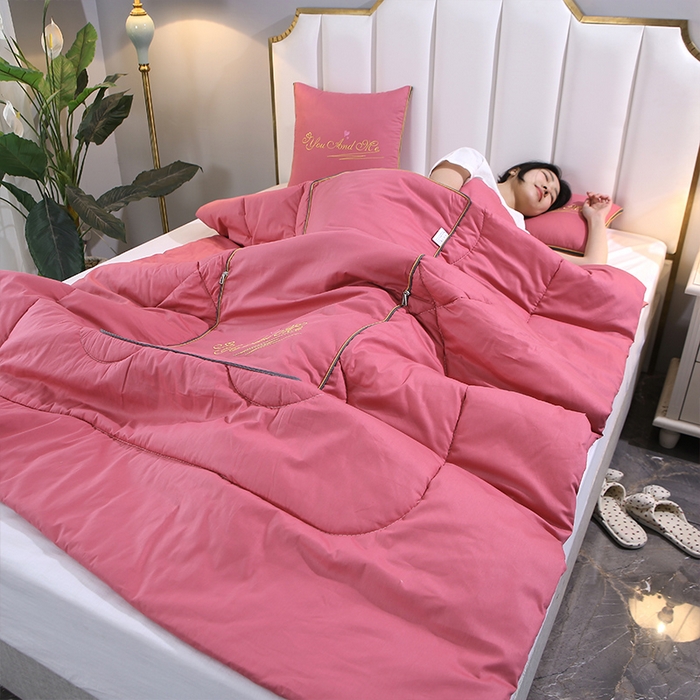 91家纺网 家纺一手货源 找家纺 照世 2023新款 全棉简约系列抱枕被 粉色