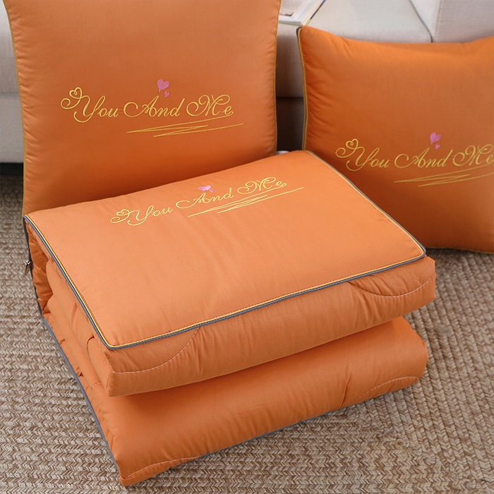 91家纺网 家纺一手货源 找家纺 照世 2023新款 全棉简约系列抱枕被 橘色