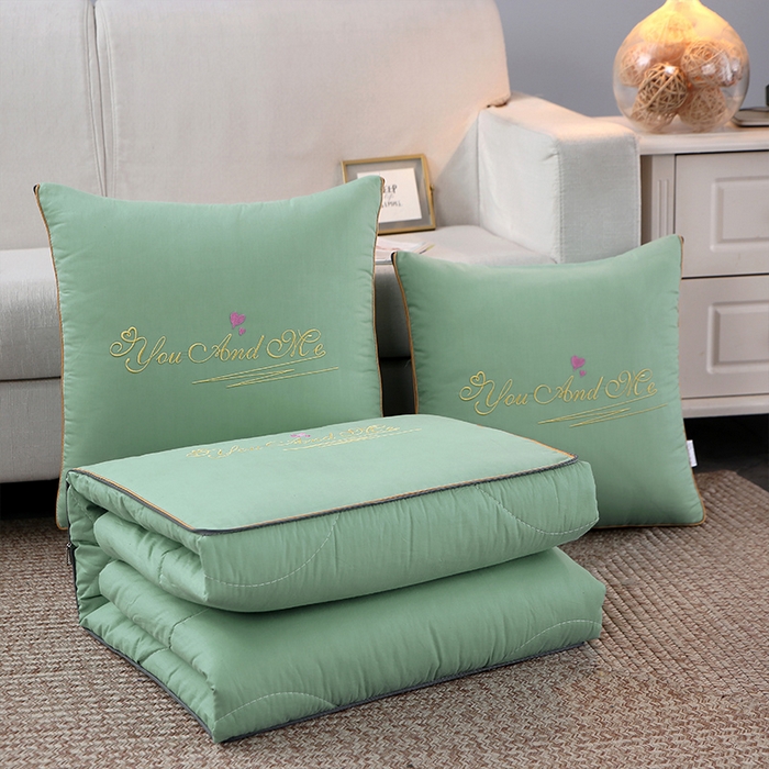 91家纺网 家纺一手货源 找家纺 照世 2023新款 全棉简约系列抱枕被 青色