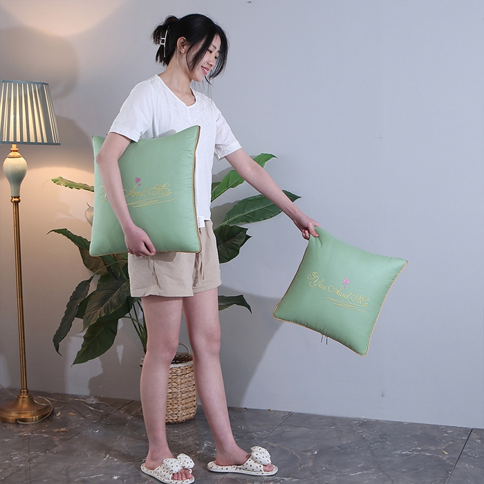 91家纺网 家纺一手货源 找家纺 照世 2023新款 全棉简约系列抱枕被 青色