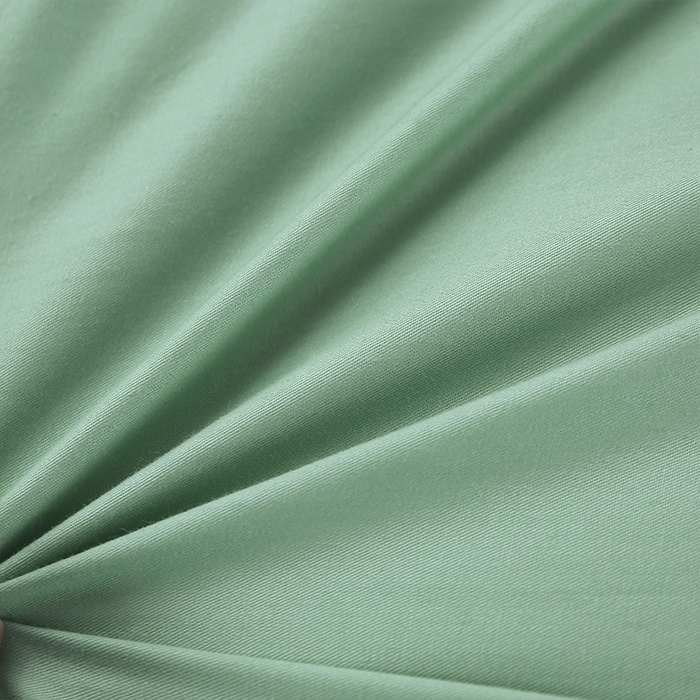 91家纺网 家纺一手货源 找家纺 照世 2023新款 全棉简约系列抱枕被 青色