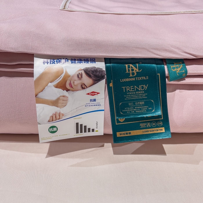 91家纺网 家纺一手货源 找家纺 优姿 2024新款仿棉麻抗菌绣花夏被 蝶纷飞-粉