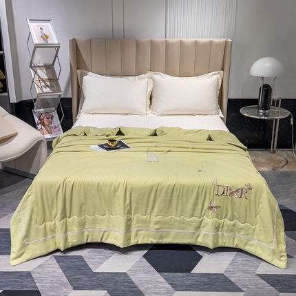 91家纺网 家纺一手货源 找家纺 优姿 2024新款仿棉麻抗菌绣花夏被 蝶纷飞-粉