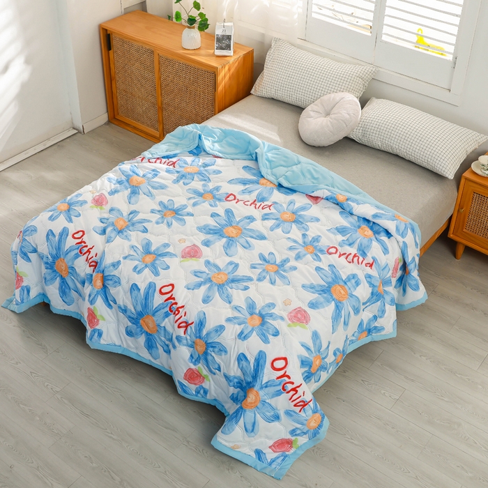 91家纺网 家纺一手货源 找家纺 被多多 2025新款亲肤透气水洗棉夏被 浅浅花漾