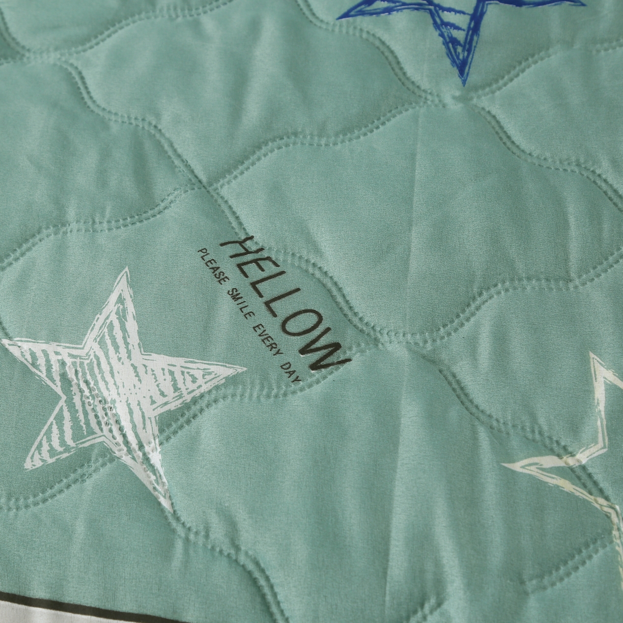 91家纺网 家纺一手货源 找家纺 被多多 2023新款舒适可水洗钻石绒夏凉被 童话