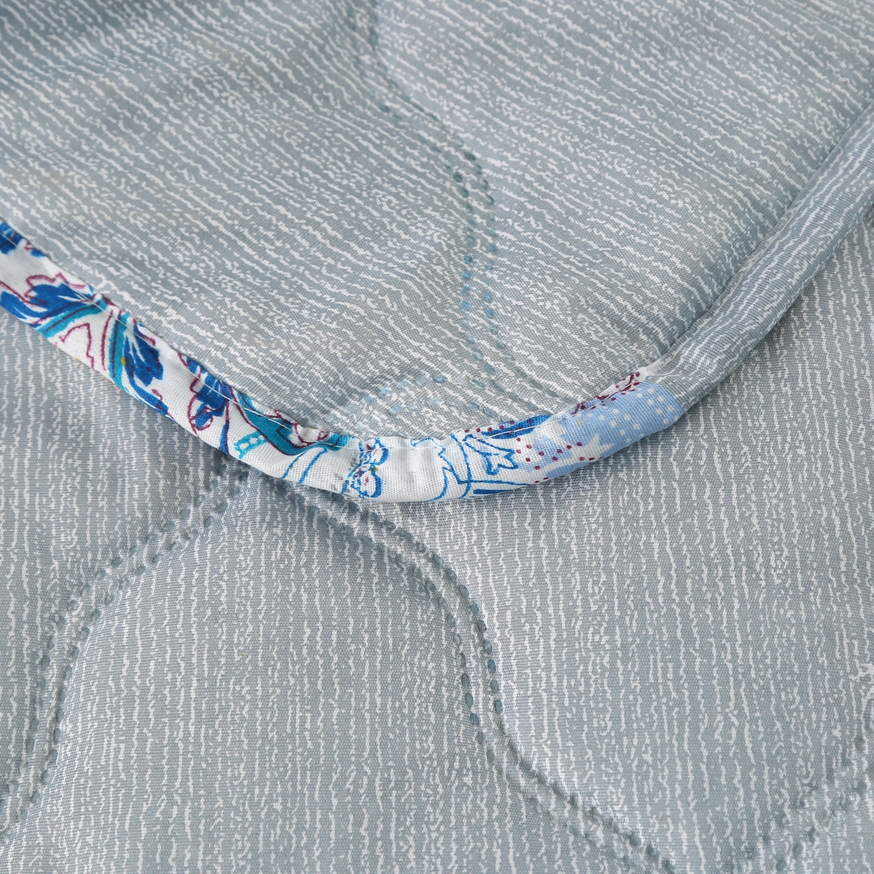 91家纺网 家纺一手货源 找家纺 被多多 2023新款舒适可水洗钻石绒夏凉被 忆流年