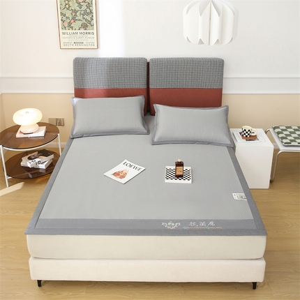 91家纺网 家纺一手货源 找家纺 宜派家纺 2023新款800D原肌抗菌冰丝席 原肌-灰【直角款】