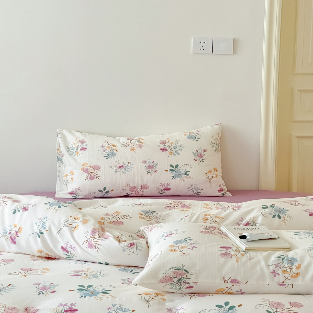 91家纺网 家纺一手货源 找家纺 黛馨 2025新款A类小清新双层纱四件套（实拍）复古郁金香