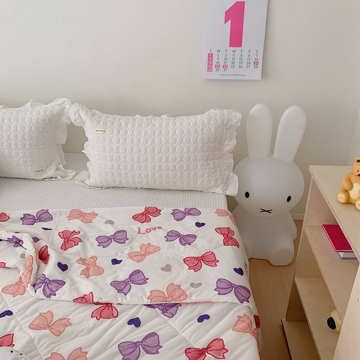 91家纺网 家纺一手货源 找家纺 美乐迪 2023新款针织棉夏被 爱心蝴蝶结