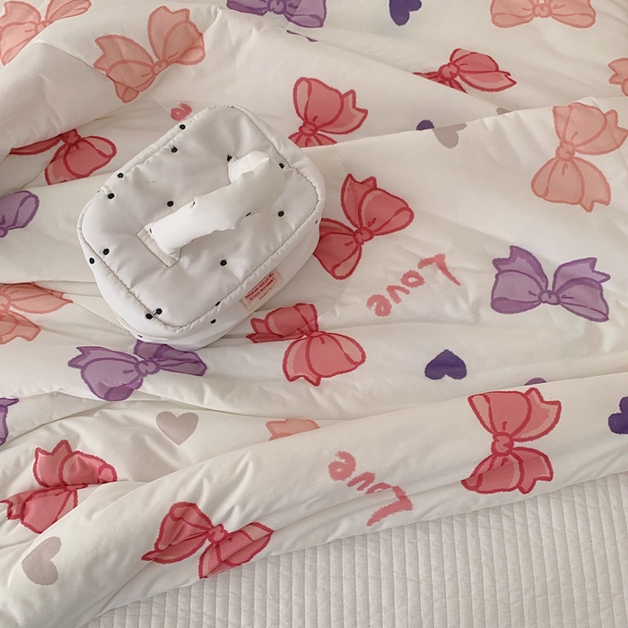 91家纺网 家纺一手货源 找家纺 美乐迪 2023新款针织棉夏被 爱心蝴蝶结