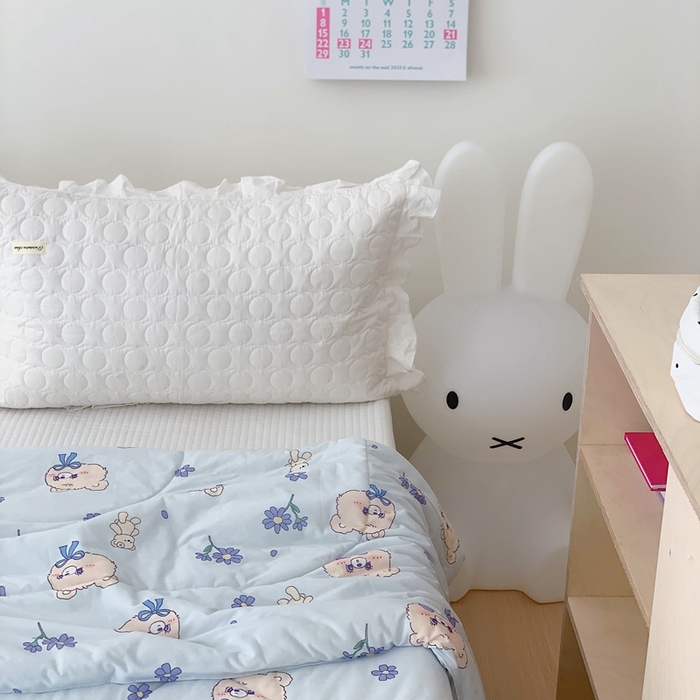 91家纺网 家纺一手货源 找家纺 美乐迪 2023新款针织棉夏被 领结熊