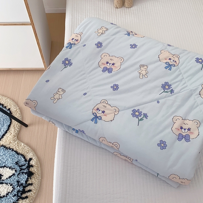 91家纺网 家纺一手货源 找家纺 美乐迪 2023新款针织棉夏被 领结熊