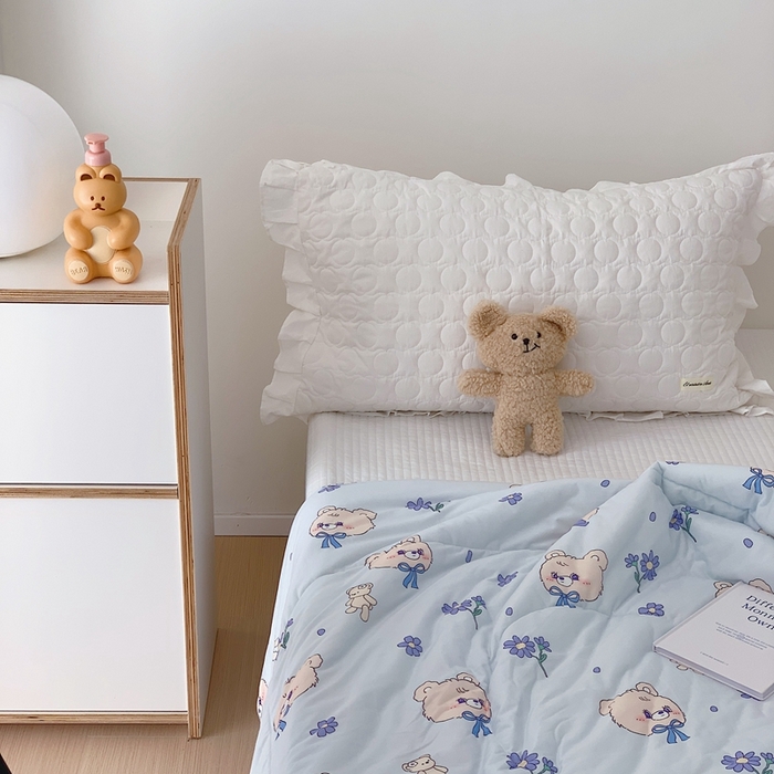 91家纺网 家纺一手货源 找家纺 美乐迪 2023新款针织棉夏被 领结熊