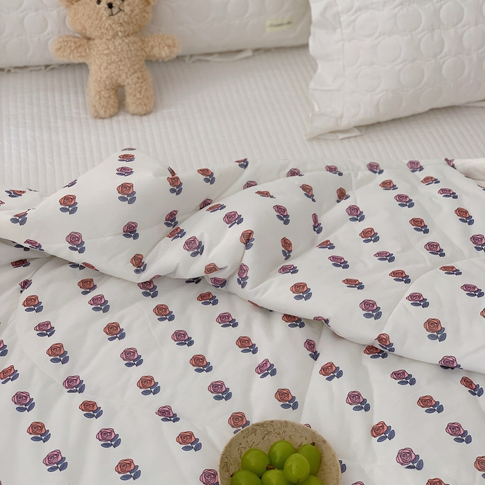 91家纺网 家纺一手货源 找家纺 美乐迪 2023新款针织棉夏被 蔷薇