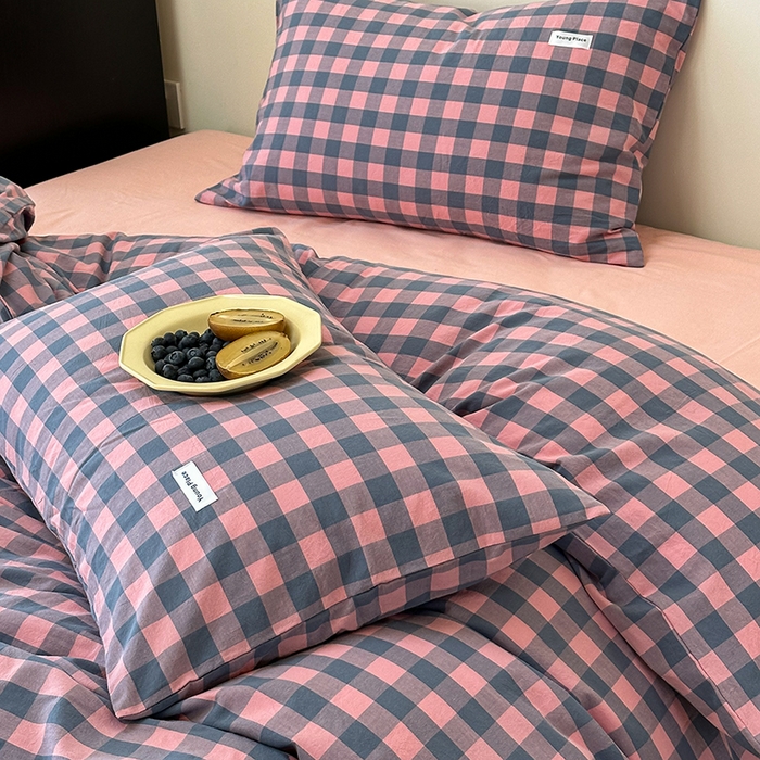 91家纺网 家纺一手货源 找家纺 洋铭区 2023新款色织水洗棉格子四件套 山竹格