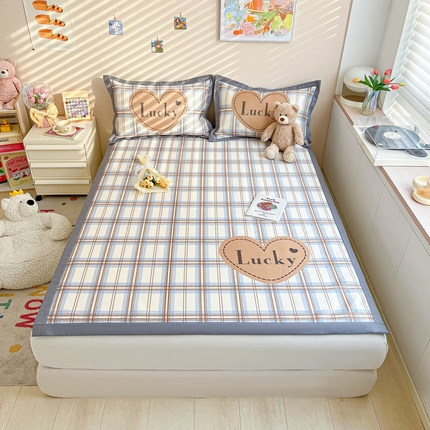 91家纺网 家纺一手货源 找家纺 （总）柒月 2023大版碳光冰丝凉席