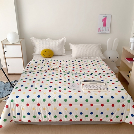 91家纺网 家纺一手货源 找家纺 美乐迪 2023新款针织棉夏被 彩色波点