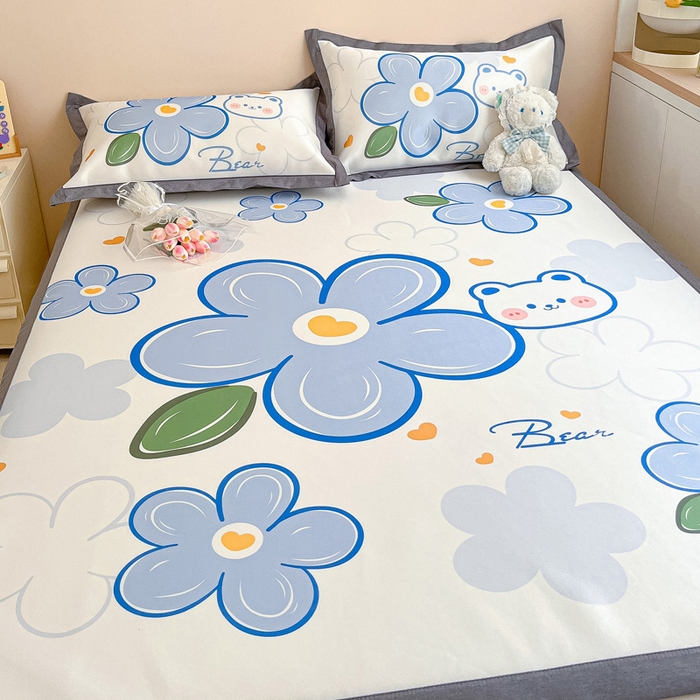 91家纺网 家纺一手货源 找家纺 柒月 2023大版碳光冰丝凉席 蓝花朵朵