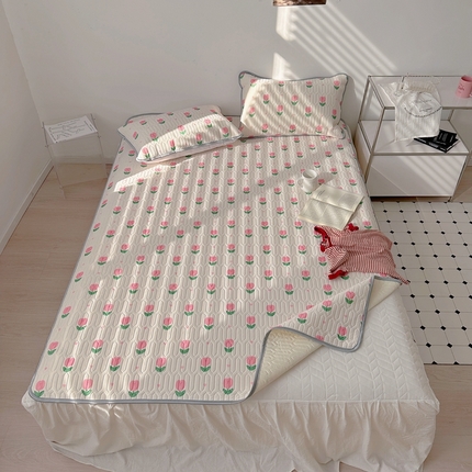 91家纺网 家纺一手货源 找家纺 美乐迪-2023新款乳胶凉席 爱心郁金香