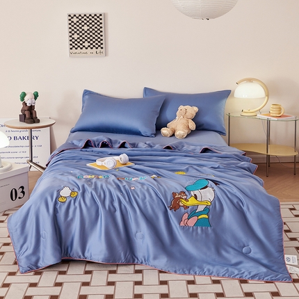 91家纺网 家纺一手货源 找家纺 （总）庭彤2023新款60S莱赛尔卡通刺绣贴布绣儿童夏被