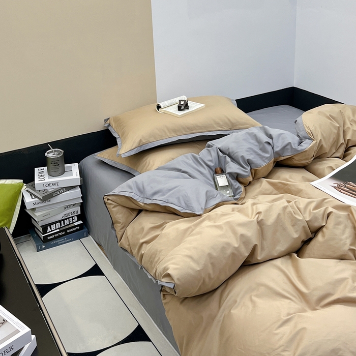 91家纺网 家纺一手货源 找家纺 安莱生活 2023新款60s长绒棉贡缎双拼小宽边四件套 卡其双拼浅灰