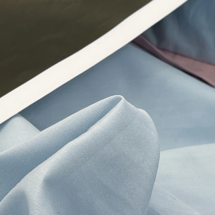 91家纺网 家纺一手货源 找家纺 安莱生活 2023新款60s长绒棉贡缎双拼小宽边四件套 淡蓝双拼嫩粉