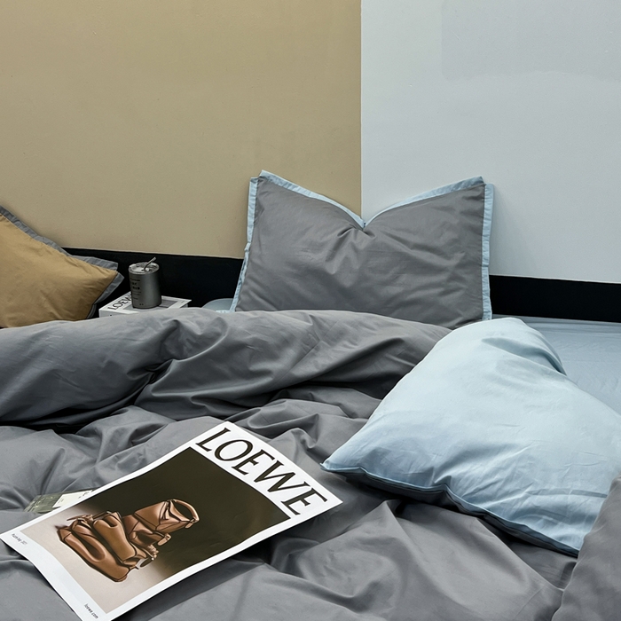 91家纺网 家纺一手货源 找家纺 安莱生活 2023新款60s长绒棉贡缎双拼小宽边四件套 浅灰双拼淡蓝