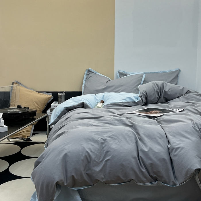 91家纺网 家纺一手货源 找家纺 安莱生活 2023新款60s长绒棉贡缎双拼小宽边四件套 浅灰双拼淡蓝