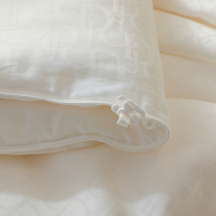 91家纺网 家纺一手货源 找家纺 香夫家纺 2023新款60S雅棉提花系列蚕丝被 DJ先生