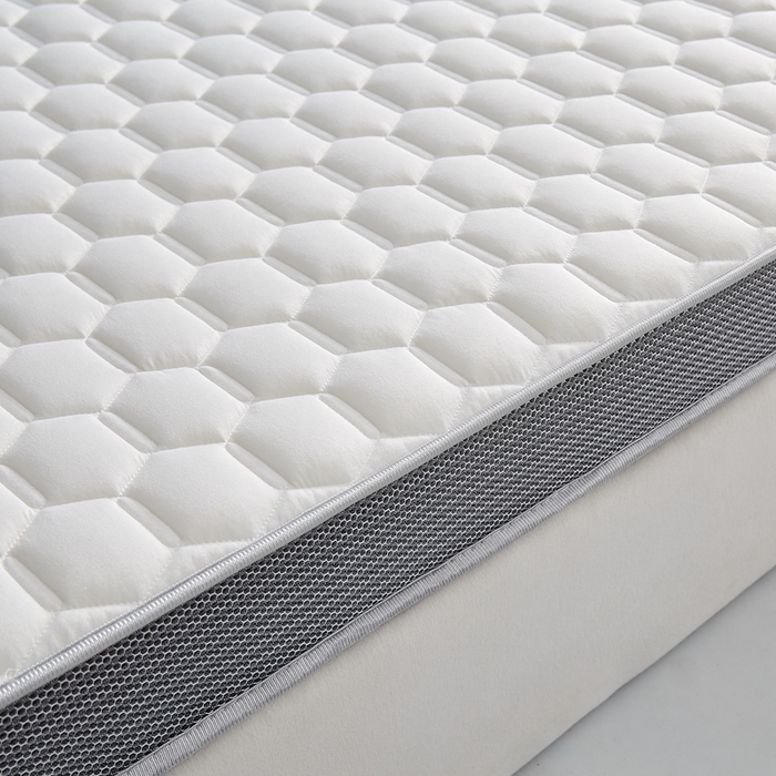 91家纺网 家纺一手货源 找家纺 鹿辉2023新款烫画牛奶丝立体床垫 如意兔白足球