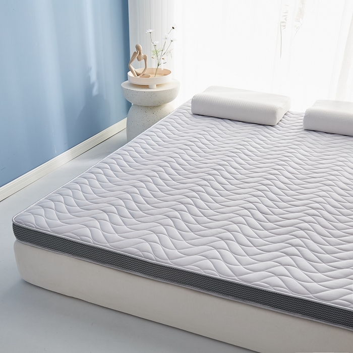 91家纺网 家纺一手货源 找家纺 鹿辉2023新款烫画牛奶丝立体床垫 如意兔灰波浪