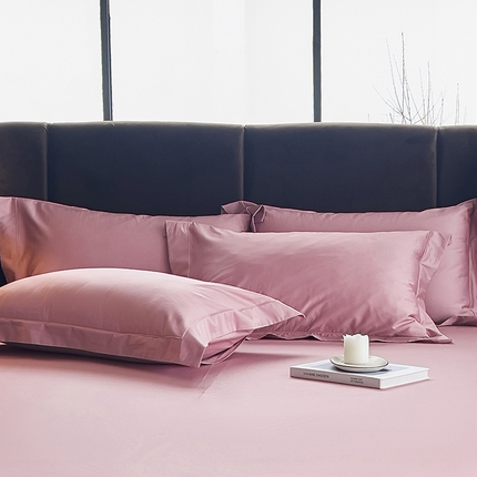 91家纺网 家纺一手货源 找家纺 嘉悦50*50S双股长绒棉简约纯色埋绳单品枕套邂逅-实拍 邂逅-珊瑚红