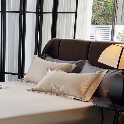 91家纺网 家纺一手货源 找家纺 嘉悦50*50S双股长绒棉简约纯色埋绳单品枕套邂逅-实拍 邂逅-香槟色